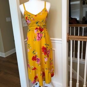Old Navy yellow gold floral midi dress size small